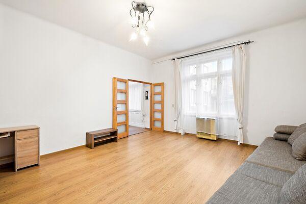 Dob, Budapest, VII. kerület 3. képe