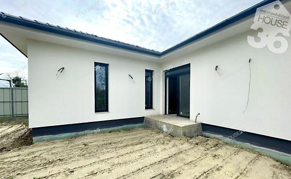 Tamási Áron, Helvécia képe