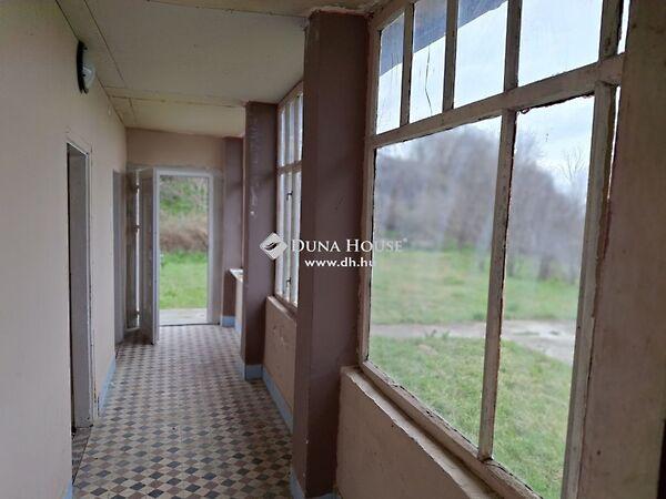 Vörösmarty, Iváncsa 3. képe