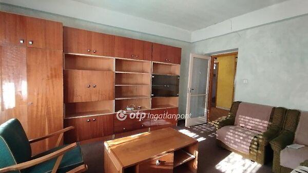 Gém, Jászberény 2. képe