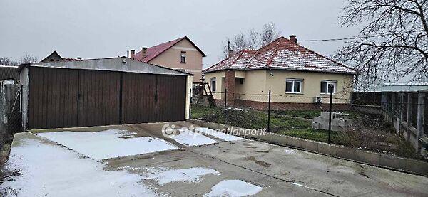 Gém, Jászberény 2. képe