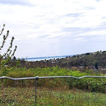 Berek, Balatonkenese képe