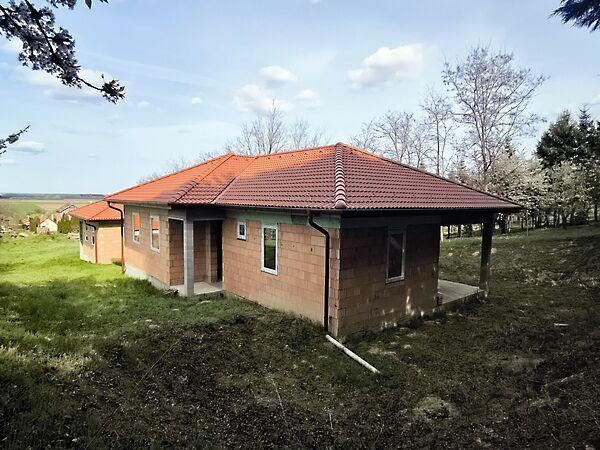 Győrújbarát képe