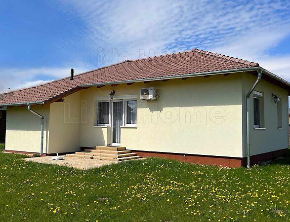 Balatonkeresztúr 2. képe