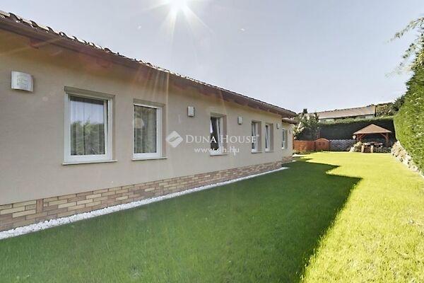 Peklár, Pomáz 3. képe