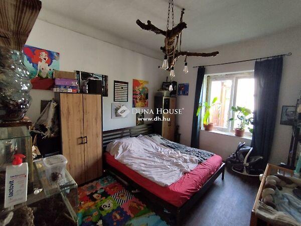 Tatai, Tatabánya képe