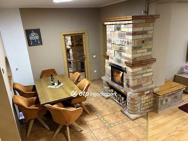 Egreskátai, Nagykáta 2. képe