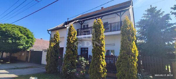 Újszentivánon Családi ház, Újszentiván képe