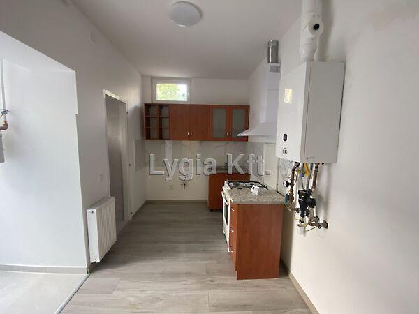 Nádasdy Ferenc utca, Szombathely 2. képe