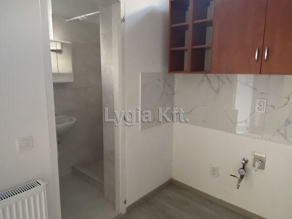 Nádasdy Ferenc utca, Szombathely 3. képe