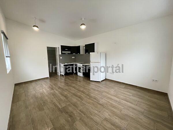 Tahitótfalu 2. képe