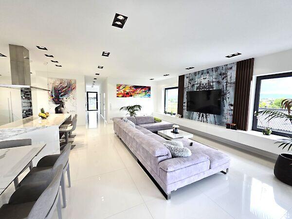 Harmonia, Tata képe