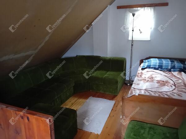 Alkotmány, Környe 2. képe