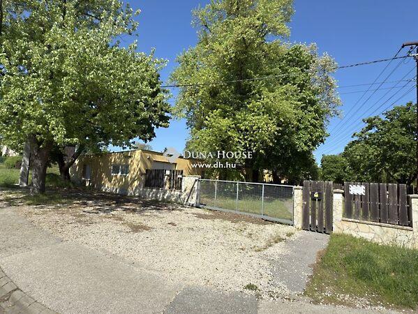 Építők, Tatabánya 3. képe