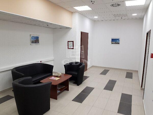 B.kat.Irodaház I.em. 277 m², Budapest, XI. kerület 2. képe