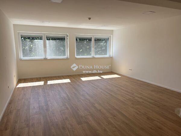 Vadász, Pécs 2. képe