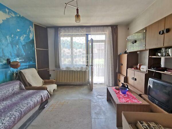 Ház sík, nagy területtel,, Boncodfölde képe