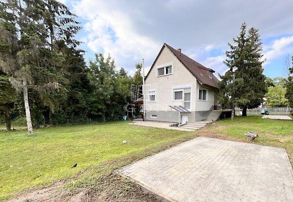 Agárd kertvárosában felújított, Gárdony képe