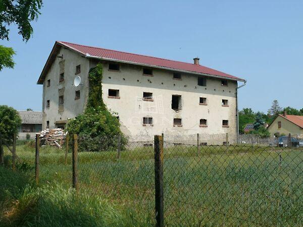 Dózsa György út, Kerekegyháza képe