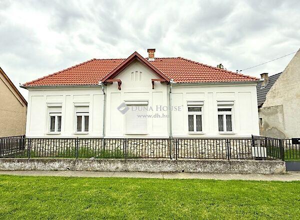 Asztalos János, Hobol képe