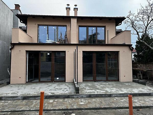 Domb utca, Debrecen 2. képe