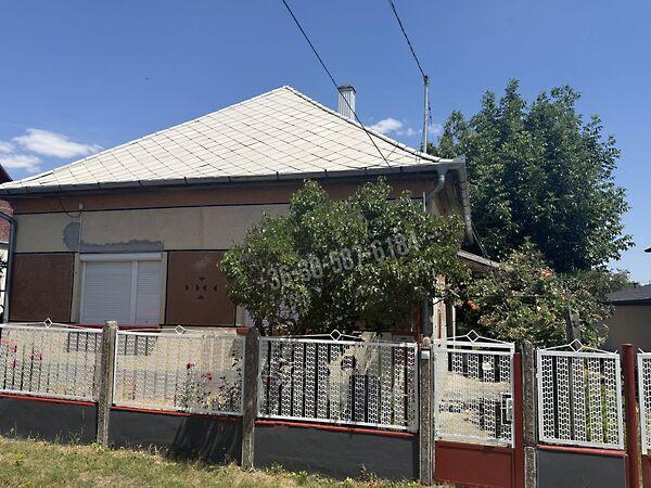 Püspökladány képe