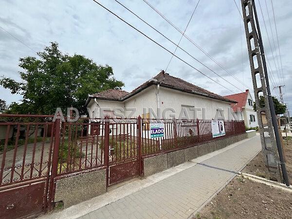 Újhartyán 3. képe