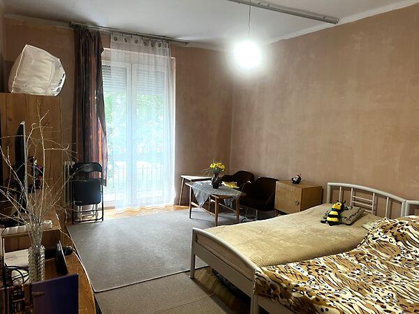 Radnóti Miklós, Tatabánya 2. képe