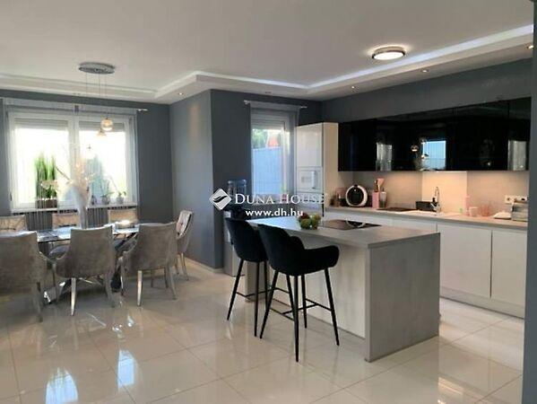 Sólyom, Kerepes 3. képe