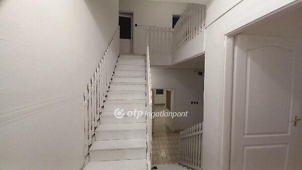 Hatvani, Boldog 2. képe