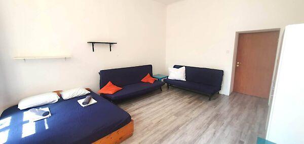 Kossuth Lajos, Budapest, V. kerület 2. képe