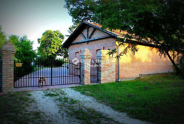 Vorosilov, Bikács 2. képe