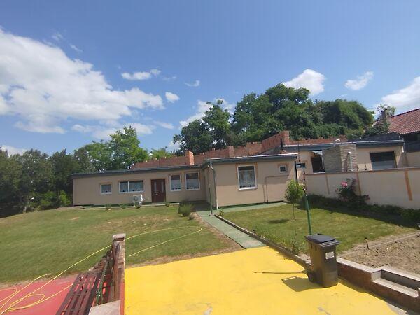 Pentelei Molnár János, Dunaújváros képe