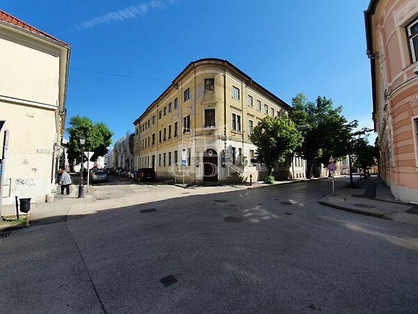 Petőfi, Székesfehérvár képe