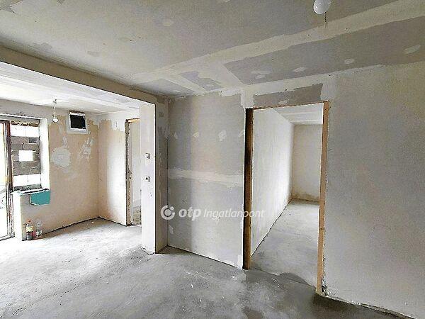 Apród, Hatvan képe