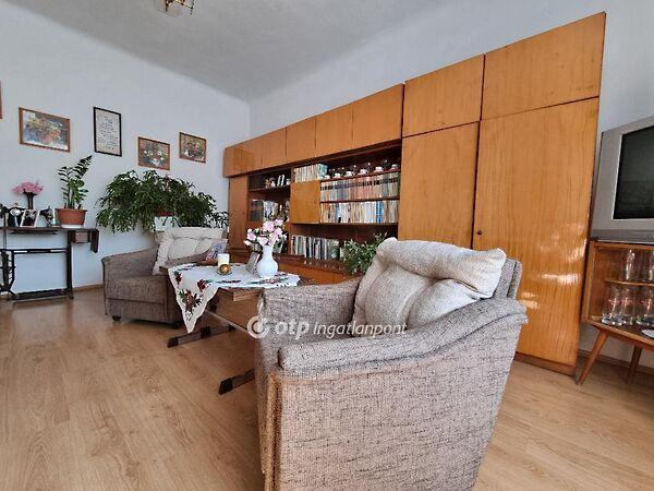 Pápateszér 3. képe