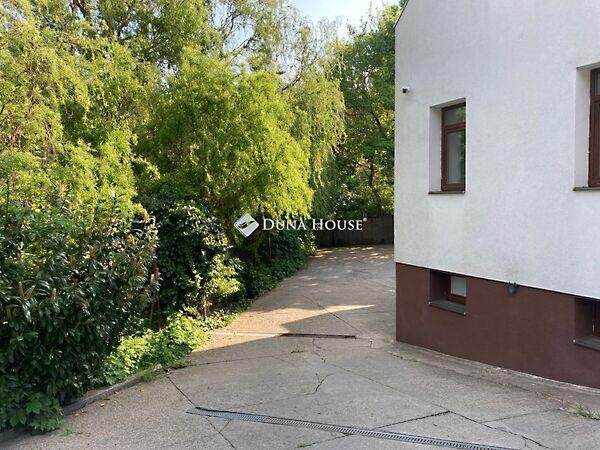 Úrbéres, Budapest, II. kerület 3. képe