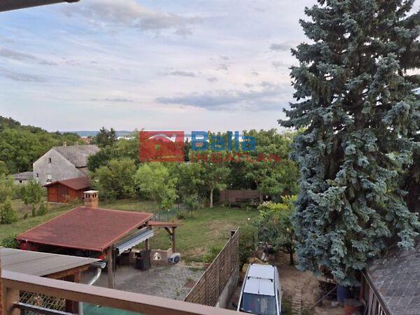 Fenyő, Vonyarcvashegy képe