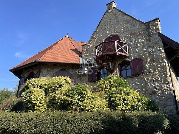 Templom tér , Solymár 3. képe