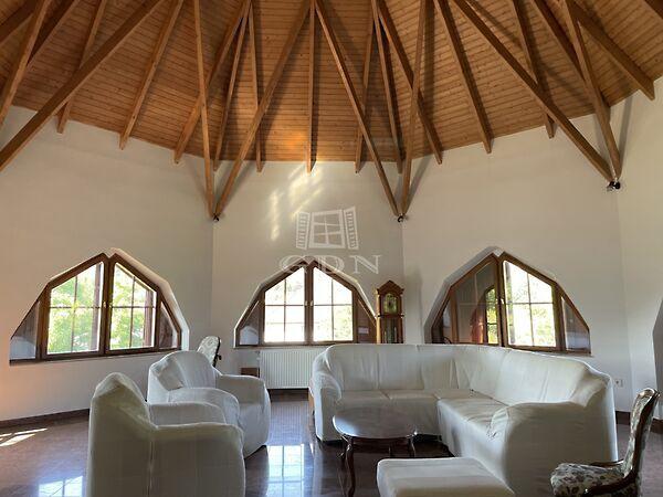 Templom tér , Solymár képe