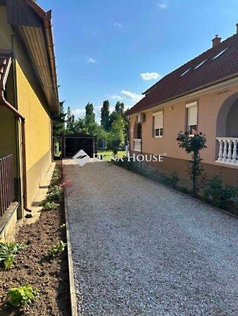 Illyés Gyula, Siklós 3. képe