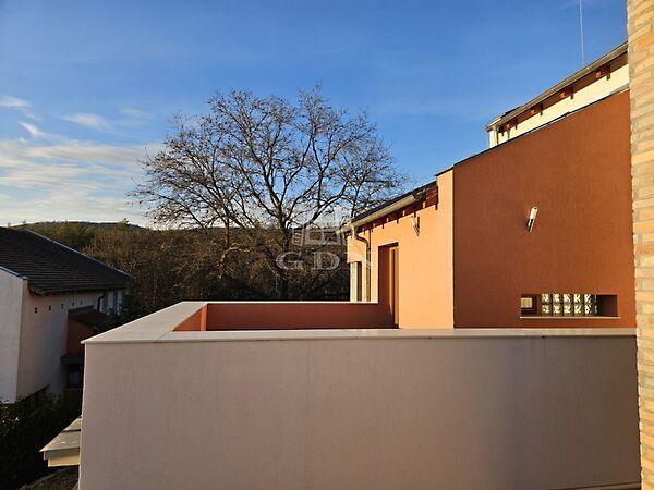 Eladó lakás, Budakeszi képe