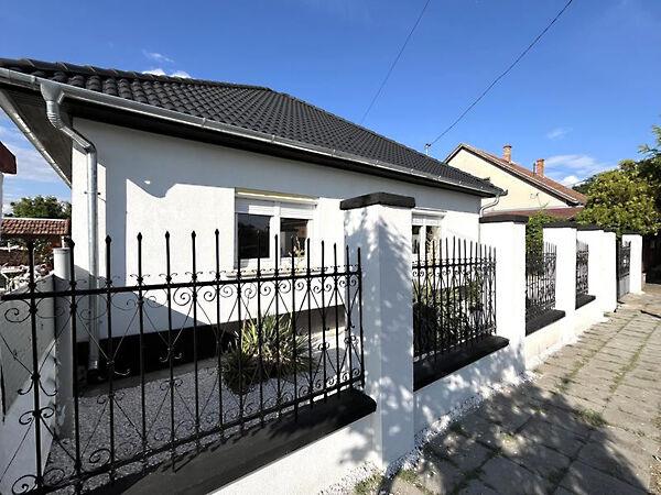 Bajcsy-Zsilinszky út, Nagykáta képe