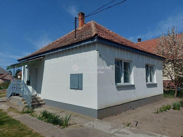 Kada Elek, Izsák 2. képe