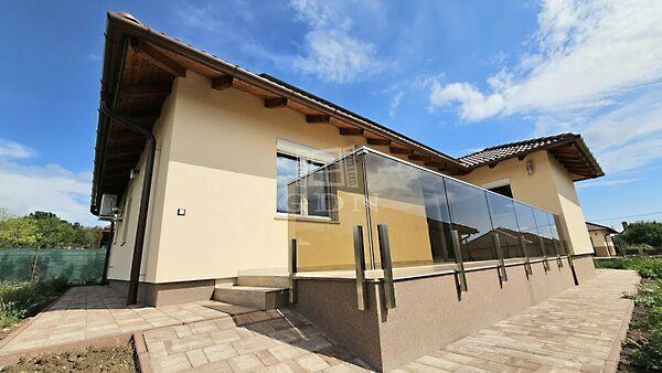 ÉRD - FENYVES, Érd képe