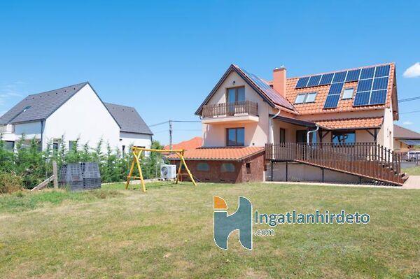 Pásztor utca, Nemesvámos 2. képe