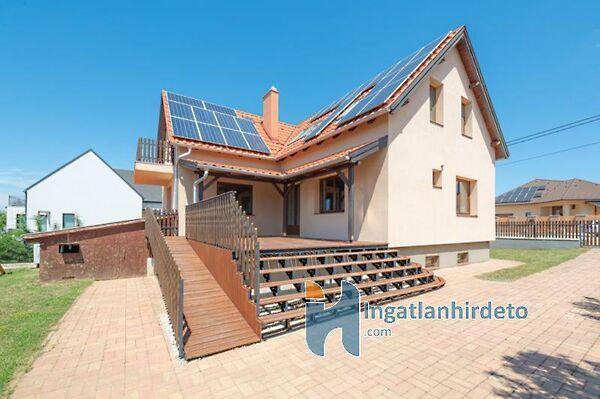 Pásztor utca, Nemesvámos 3. képe