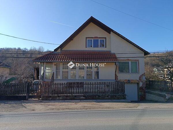 Mártírok, Sóskút 3. képe