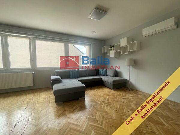 Cházár András, Vác 3. képe