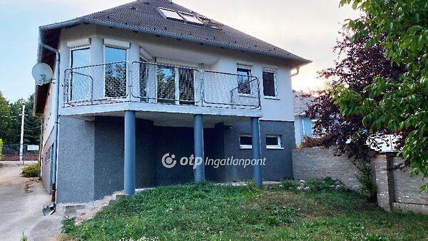 Győrújbarát 2. képe